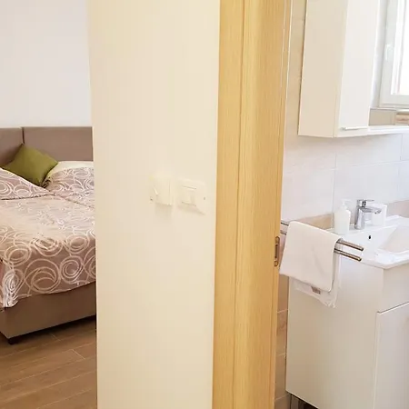 Olivia Private Pool Hébergement de vacances Banjole