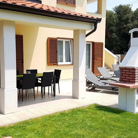 Olivia Private Pool Tatil Evi Banjole