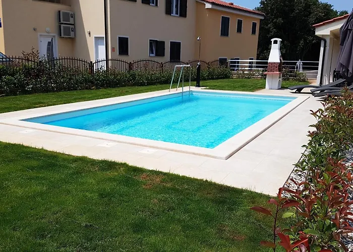 Olivia Private Pool 반졸레