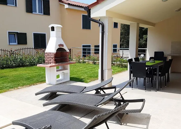 Olivia Private Pool 펜션 *